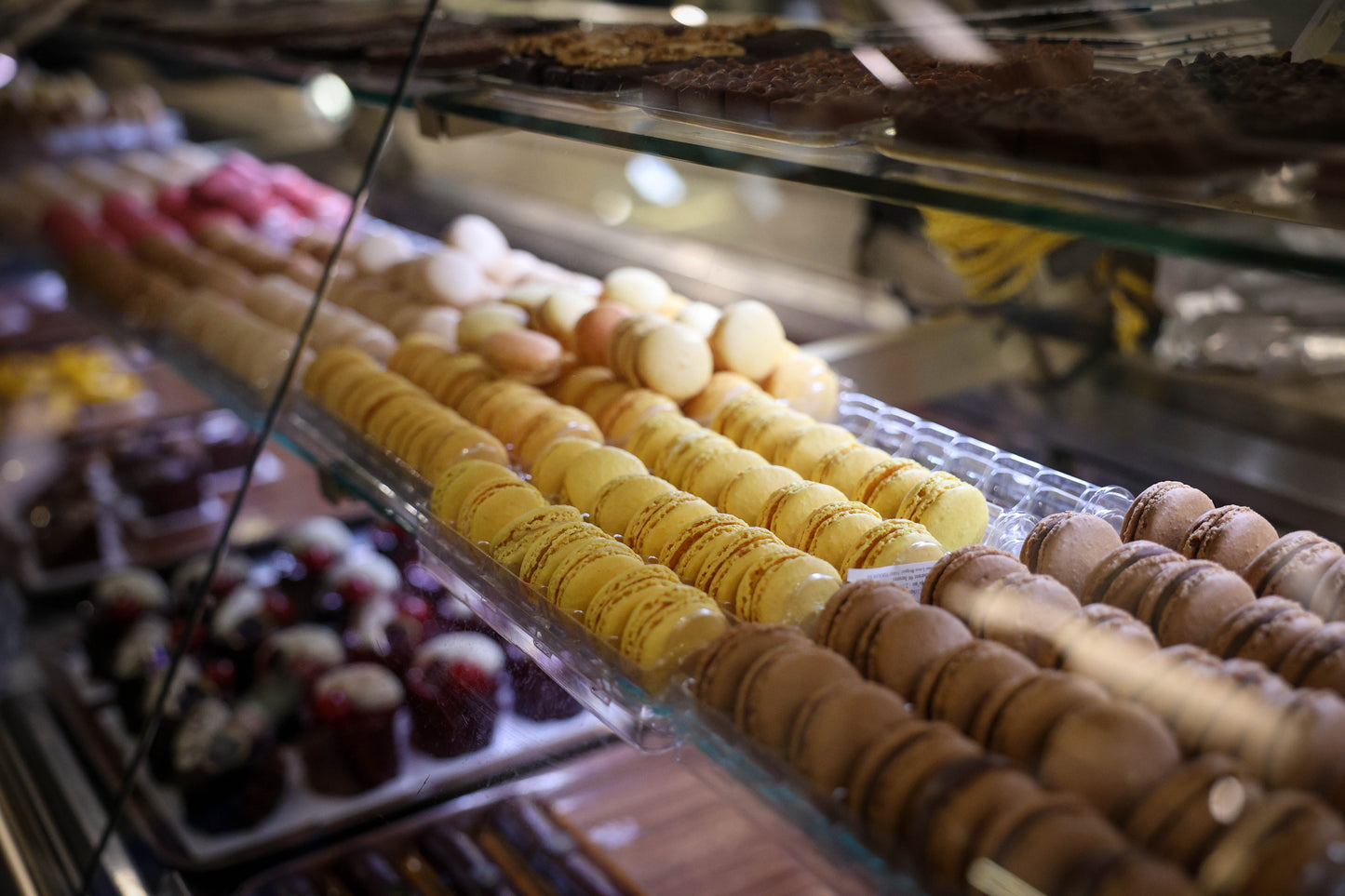 Montmartre Food Tour: Taste French Cheese, Wine, Pastries & Traditional Cuisine